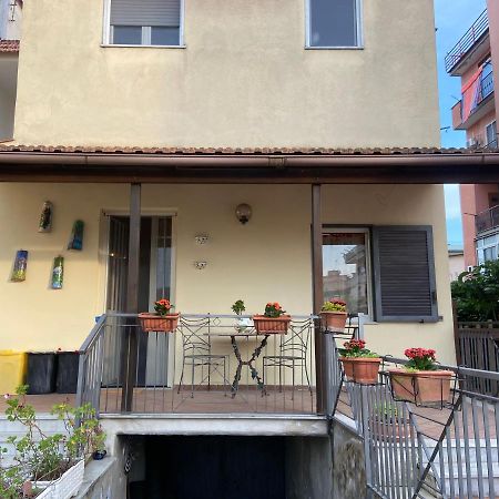 Appartamento In Villa Alle Falde Del Vesuvio Naples Exterior photo